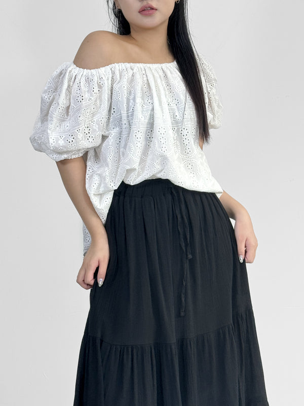 EMBROIDERED COTTON MEADOW TOP